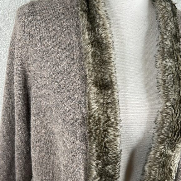 Vertical Design Brown Knit Rabbit Hair Blend Trim Open Winter Cardigan Size XL - Picture 2 of 5
